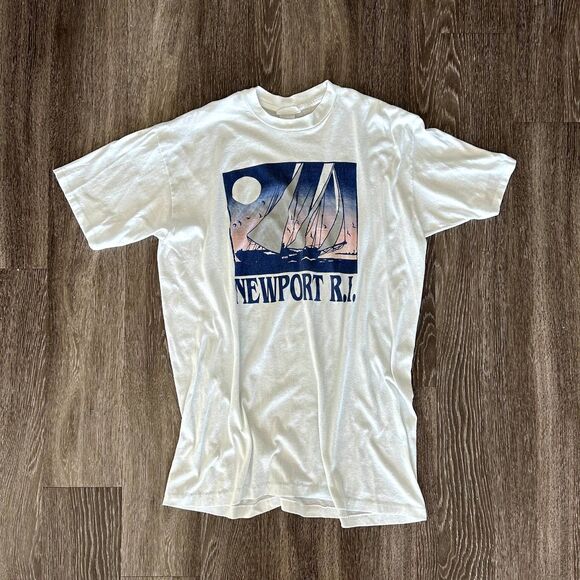 VINTAGE Newport RI Graphic T-Shirt Women’s Large Coastal 100% Cotton - Picture 2 of 7